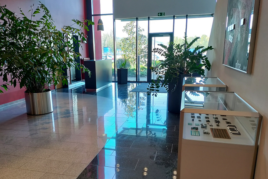 Bild - BTG Elektronik - Impressionen - Gebäude - Foyer
