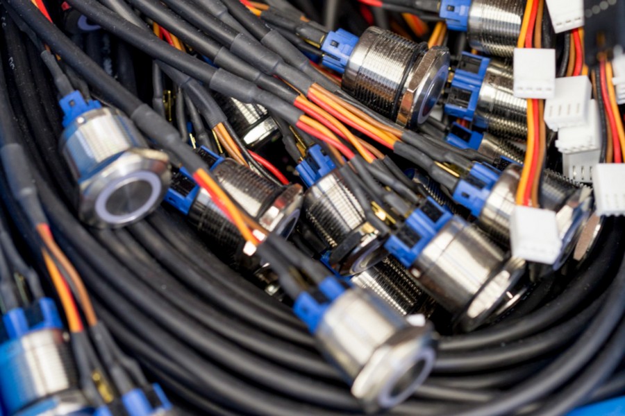 Bild - BTG Elektronik - Impressionen - Gerätebau - Konfektionierte Kabel